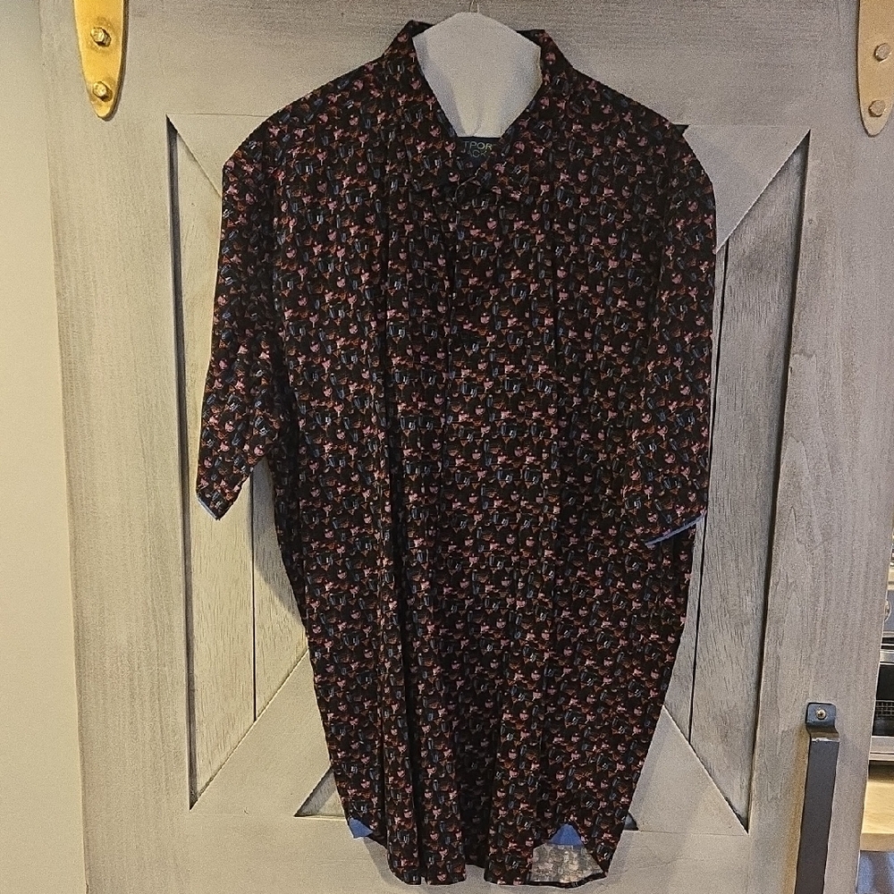 Trendy Black and Red Geometric Men's Shirt